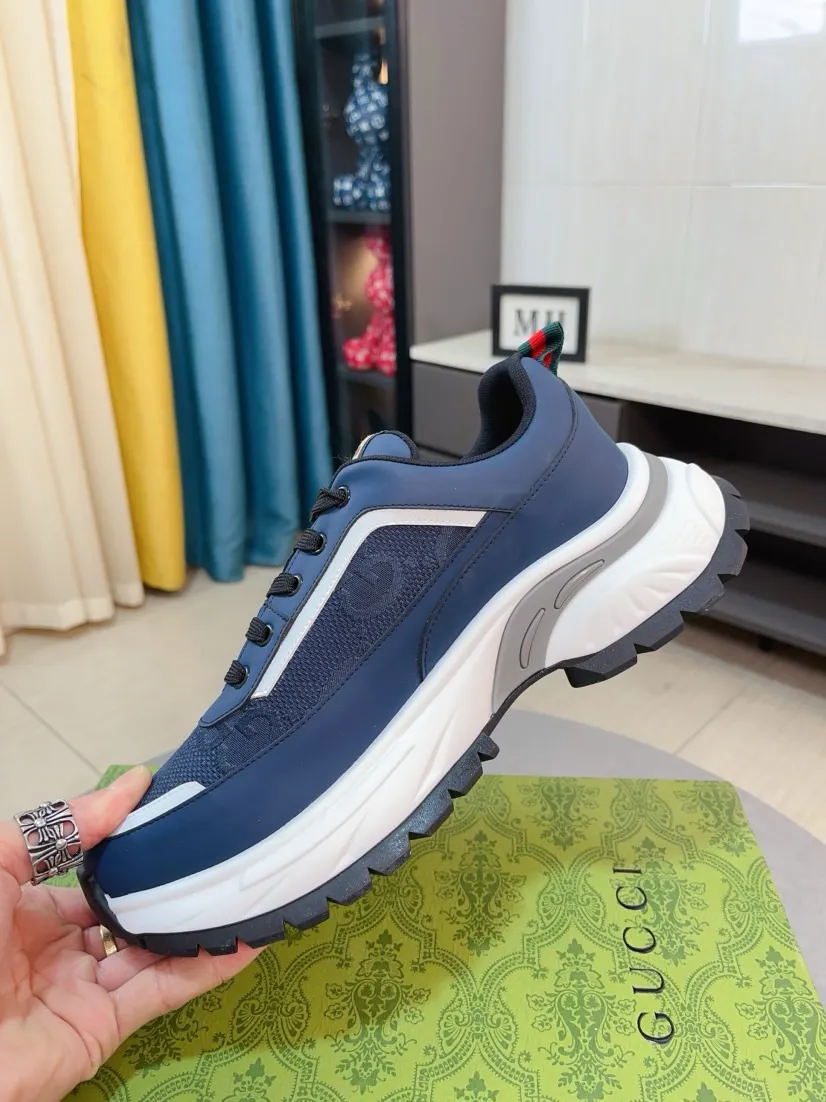 Men's shoes 💰458🌹🌹[GUCCI] Gucci's new lace-up casual men's shoes are on the market first, and the materials and workmanship are superior to all versions on the market. The highest quality shipped first-layer cowhide with imported original perforated materials➕Genuine leather lining, privately molded soft outsole, high foot comfort, imported special materials highlight the brand's unique charm, high-end customization 38-44